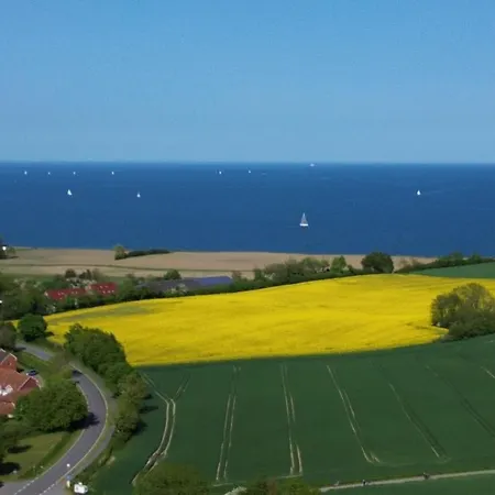 Segelund - Zeit Für Uns- Ruhige Und Sonnige Mit Terrasse Und Garten Nahe Und Ostsee * Schönhagen