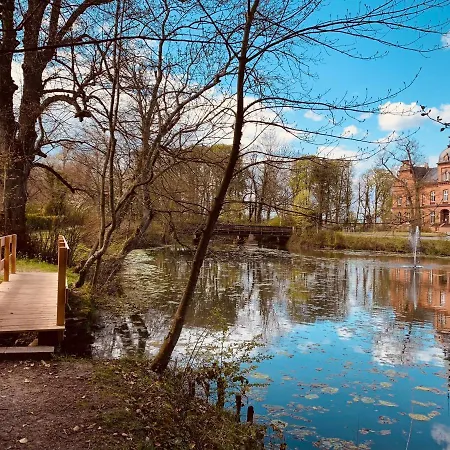 Segelund - Zeit Für Uns- Ruhige Und Sonnige Mit Terrasse Und Garten Nahe Und Ostsee Schönhagen